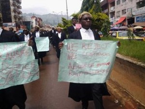 cameroun manifestation contre projet de loi pénal 2